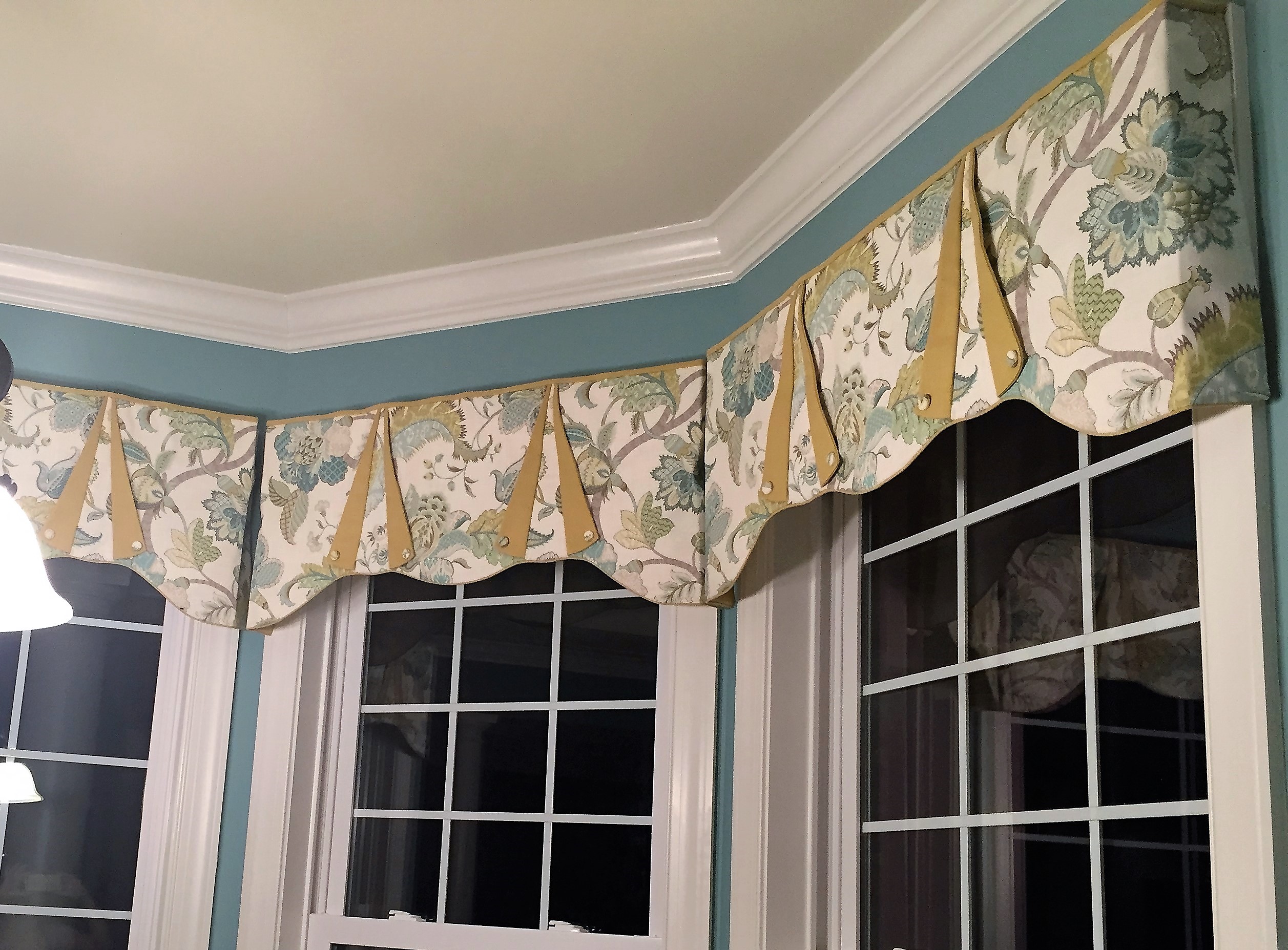 Install My Rod Pocket Valance, How To Hang Curtains With A Separate Valance